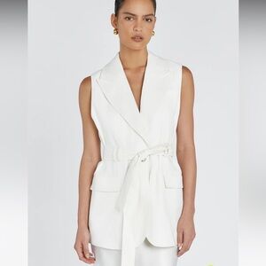Dissh Sloan White Sleeveless Linen Blend Vest